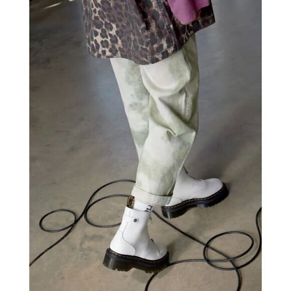 DR MARTENS Jetta Water Repellent Platform Bootie in White Size US 6 - Picture 3 of 9